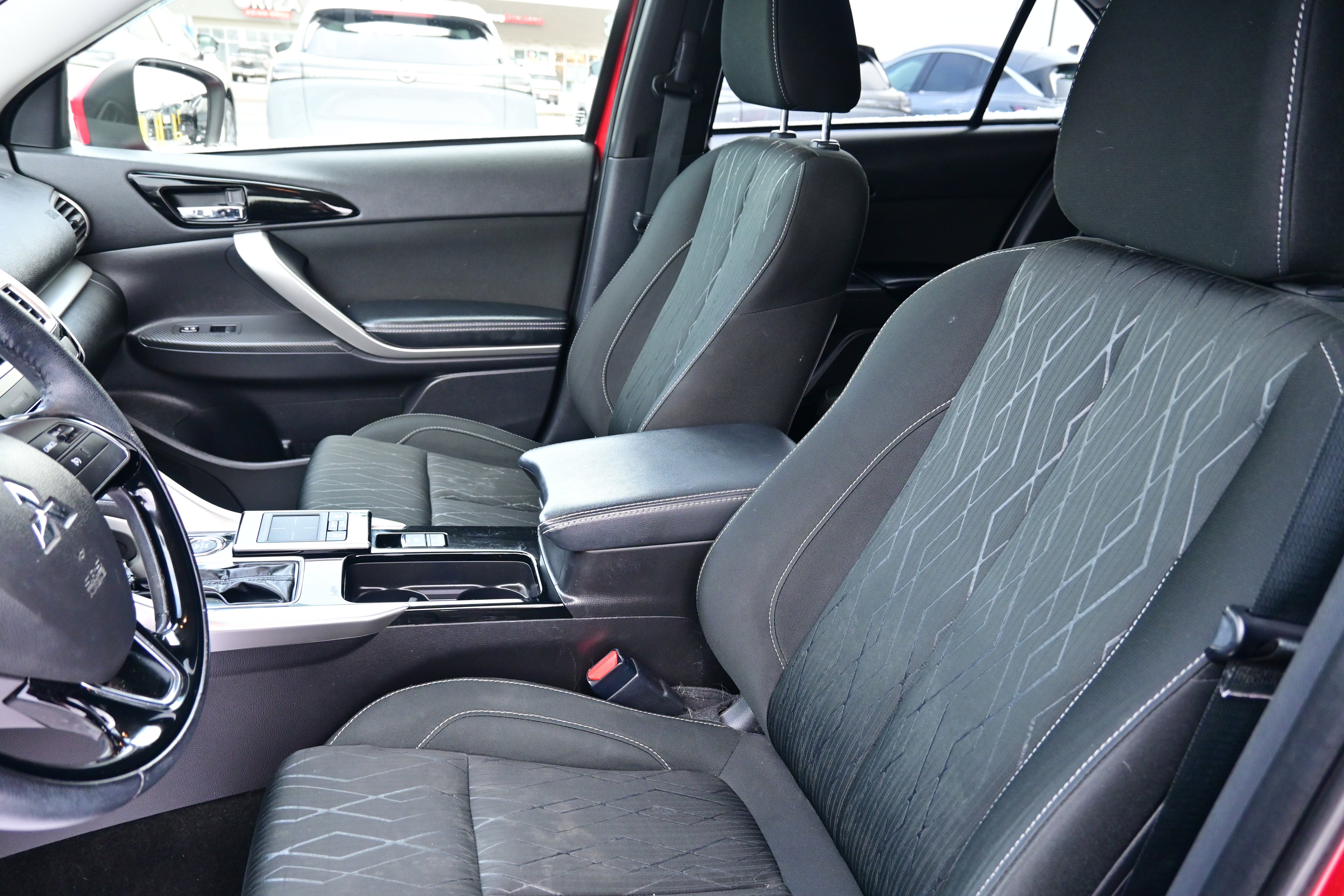 2020 Mitsubishi Eclipse Cross SE