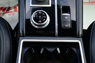 2022 Mitsubishi Outlander Black Edition