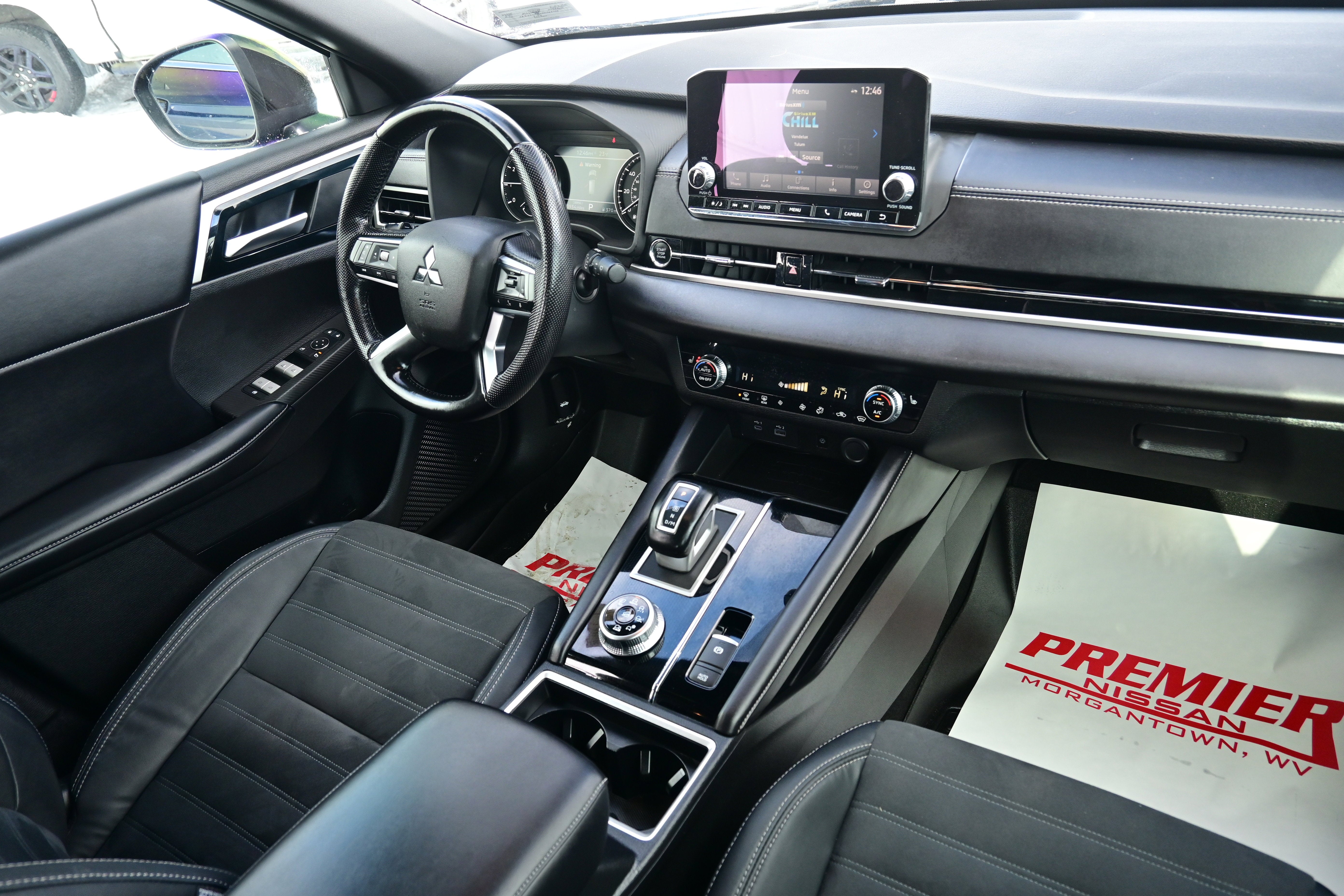 2022 Mitsubishi Outlander Black Edition