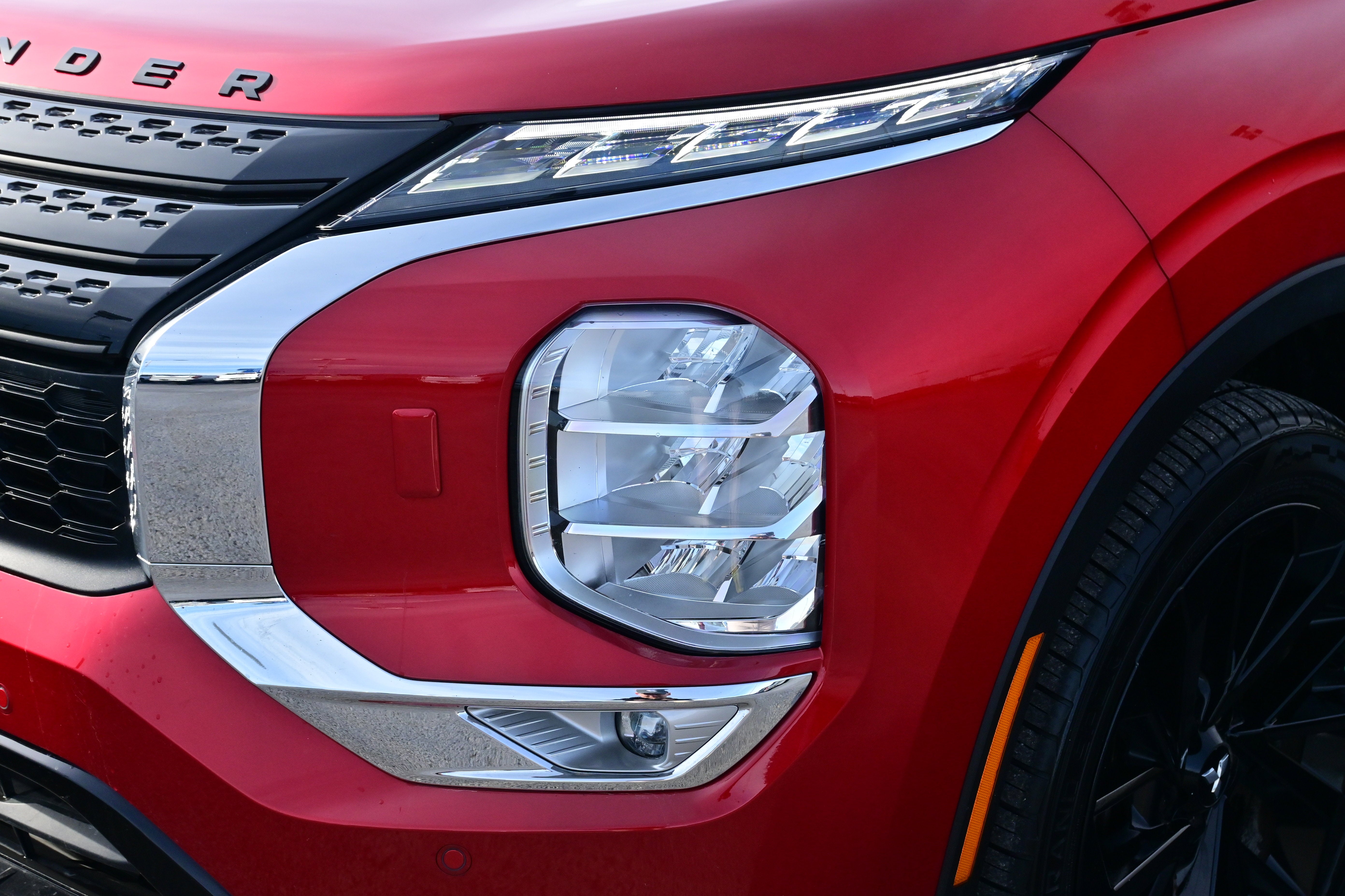 2022 Mitsubishi Outlander Black Edition