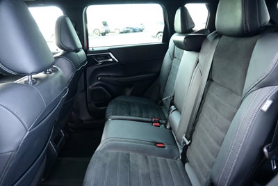 2022 Mitsubishi Outlander Black Edition