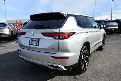 2022 Mitsubishi Outlander SE