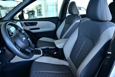 2025 Subaru Forester Base