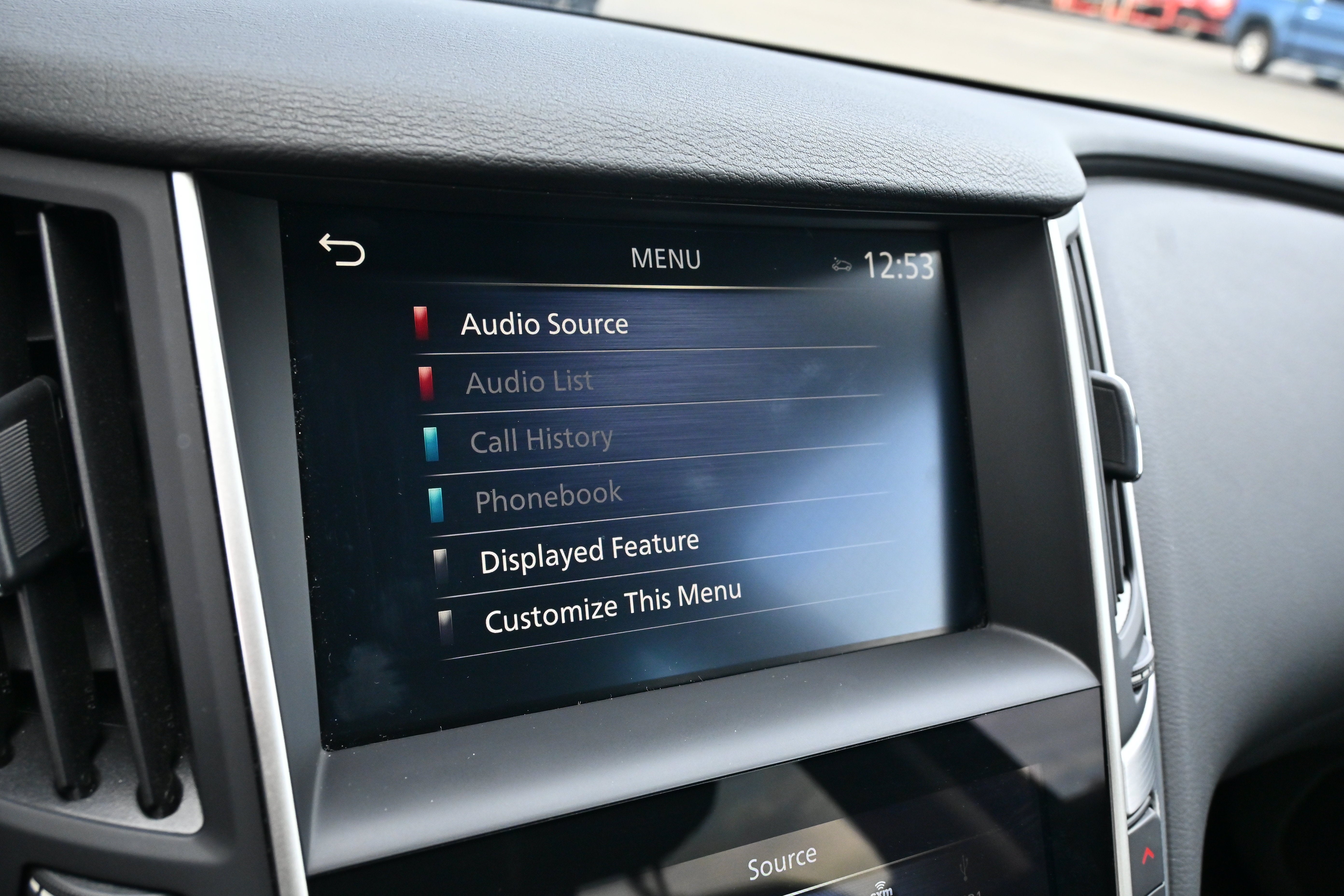 2023 INFINITI Q50 LUXE
