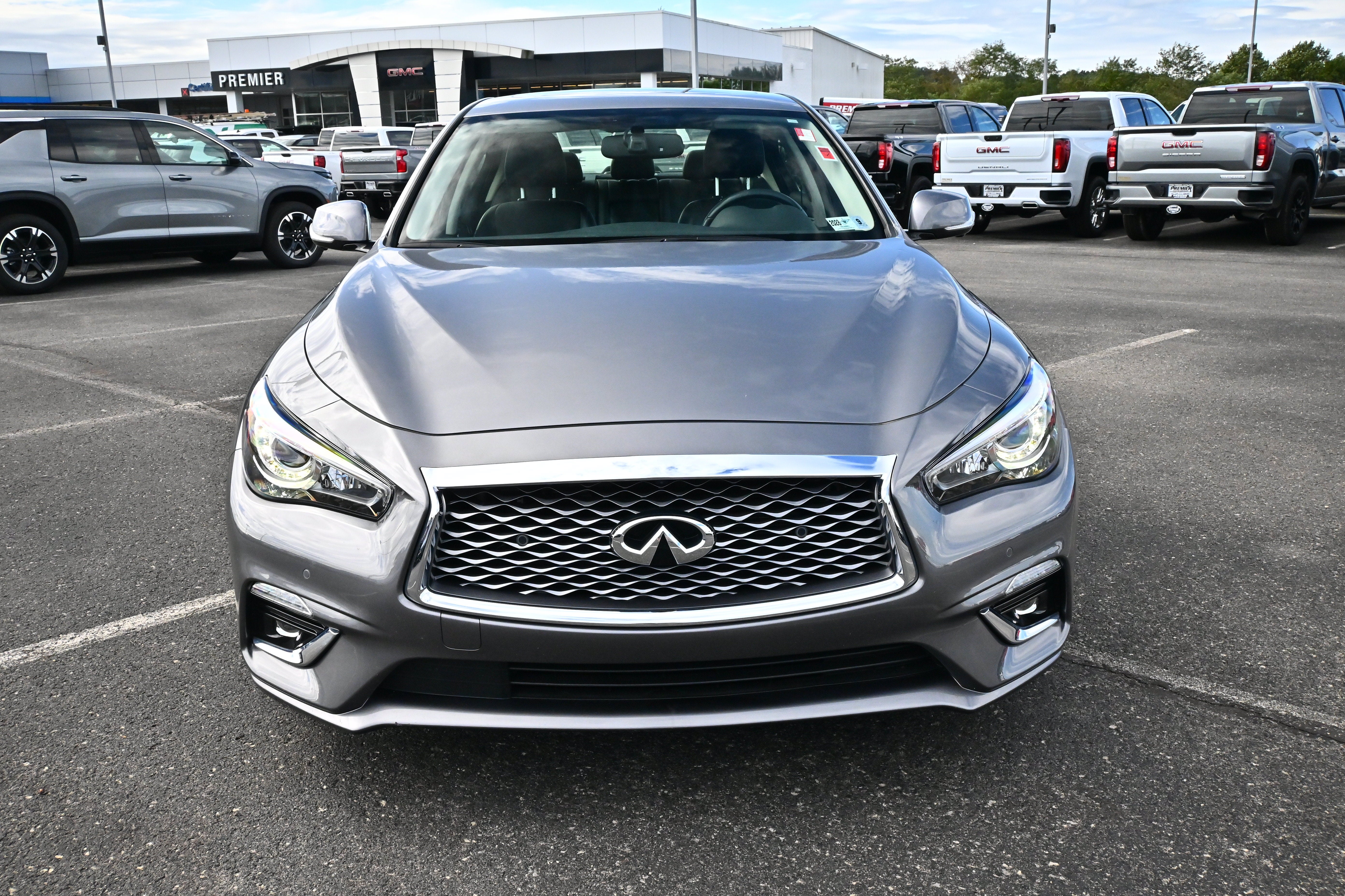 2023 INFINITI Q50 LUXE