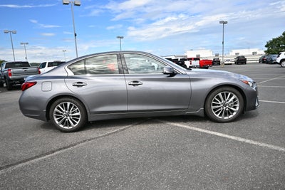 2023 INFINITI Q50 LUXE