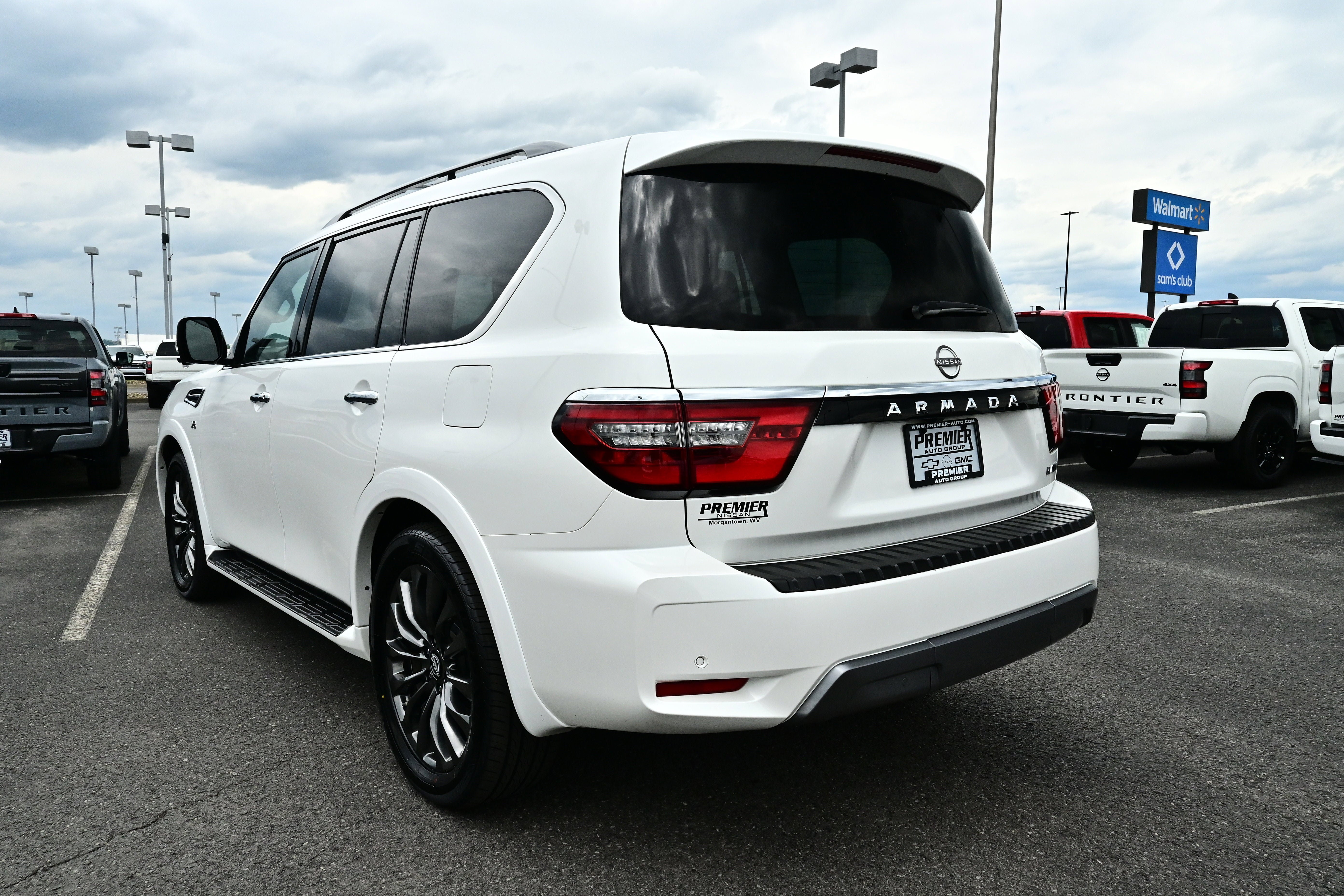 2022 Nissan Armada Platinum