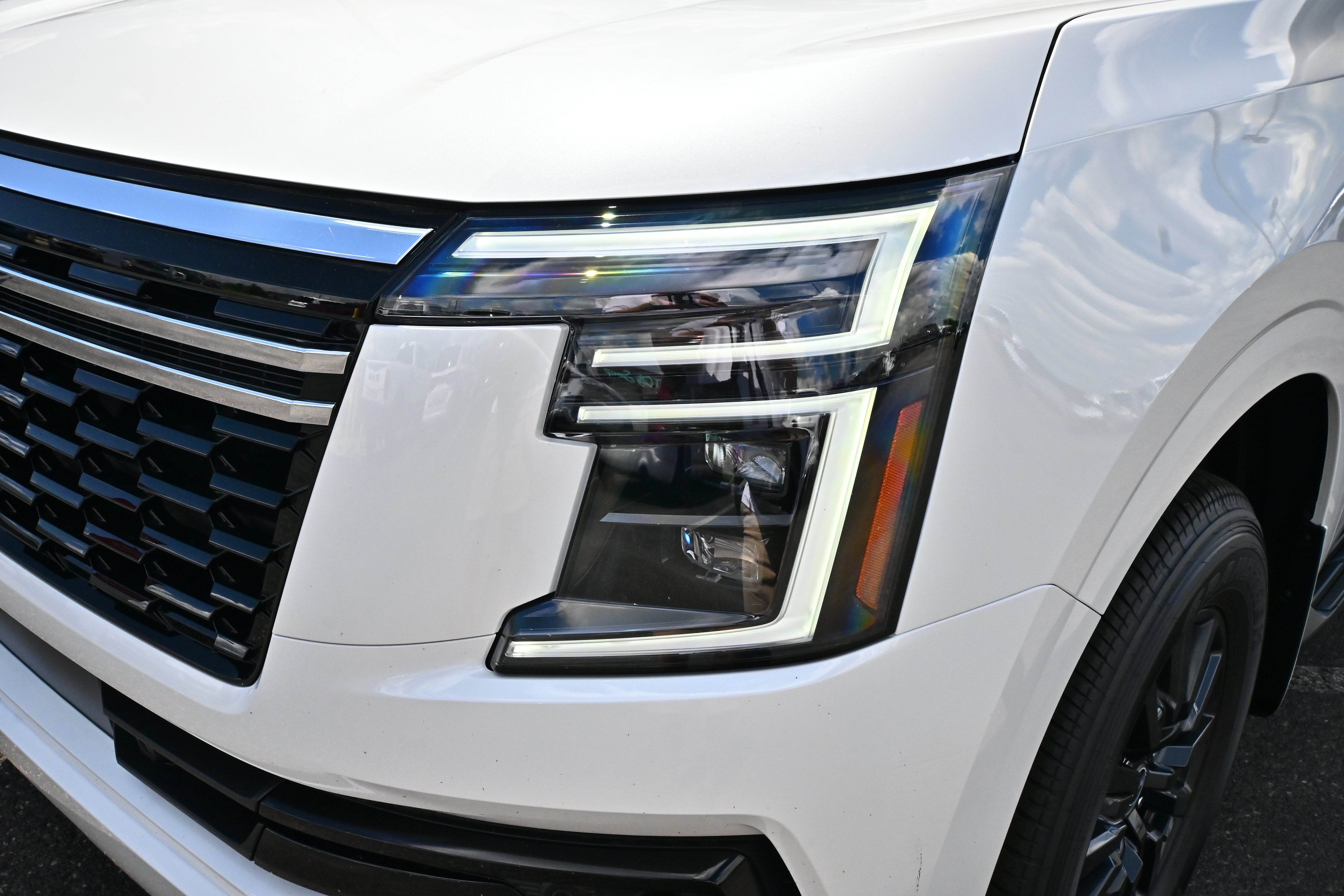 2026 Nissan Armada SV