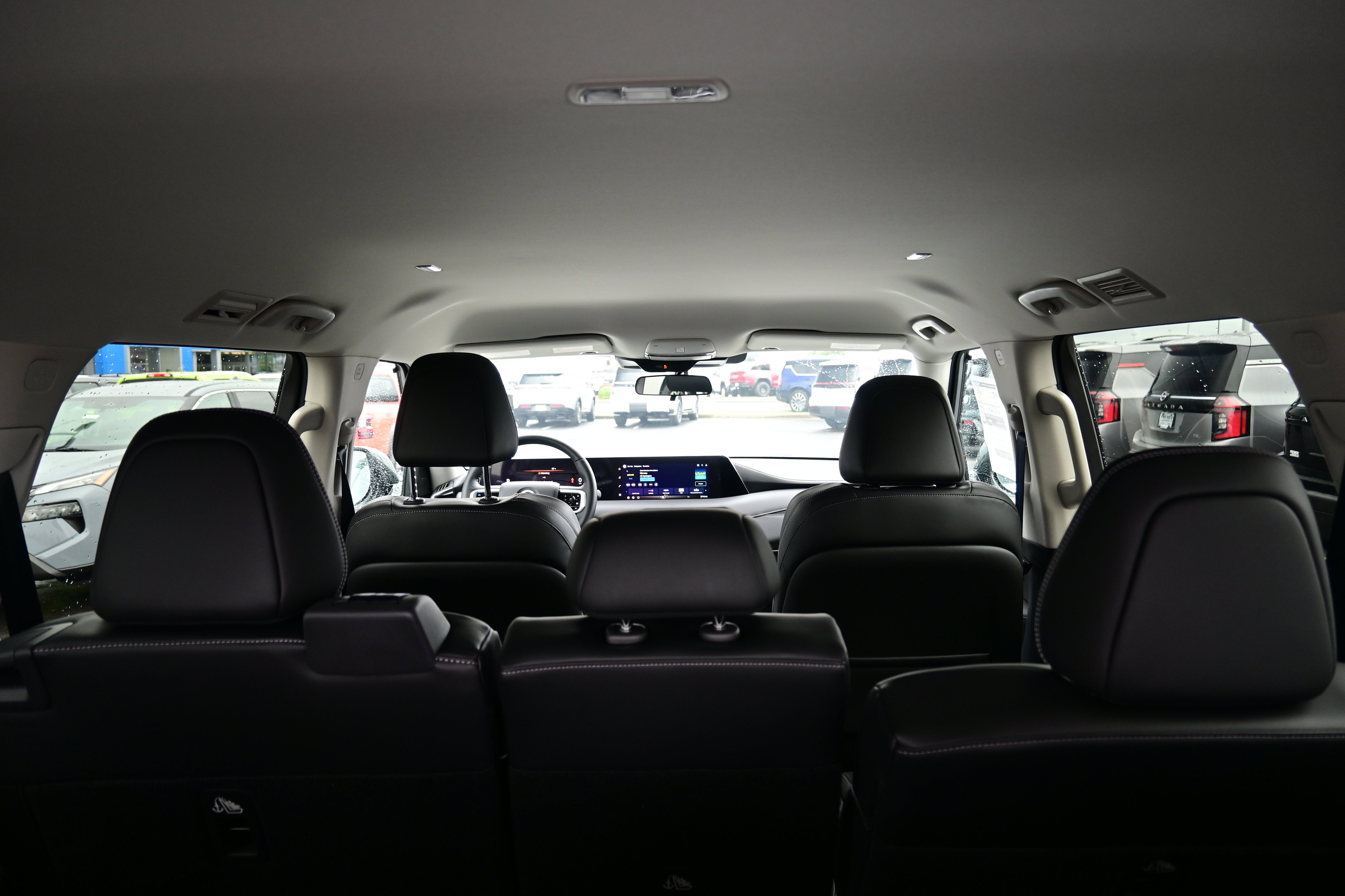 2026 Nissan Armada SV