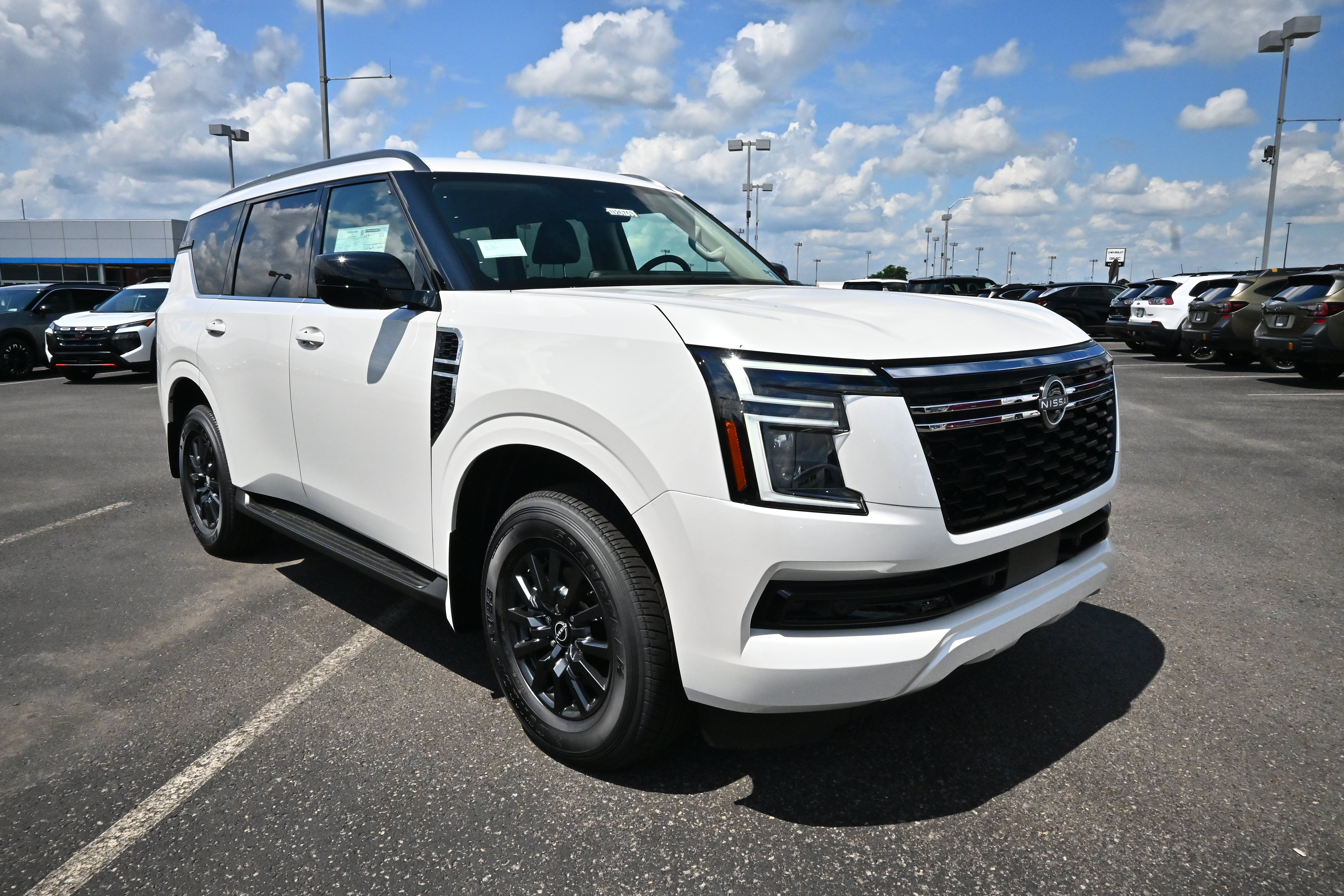 2026 Nissan Armada SV