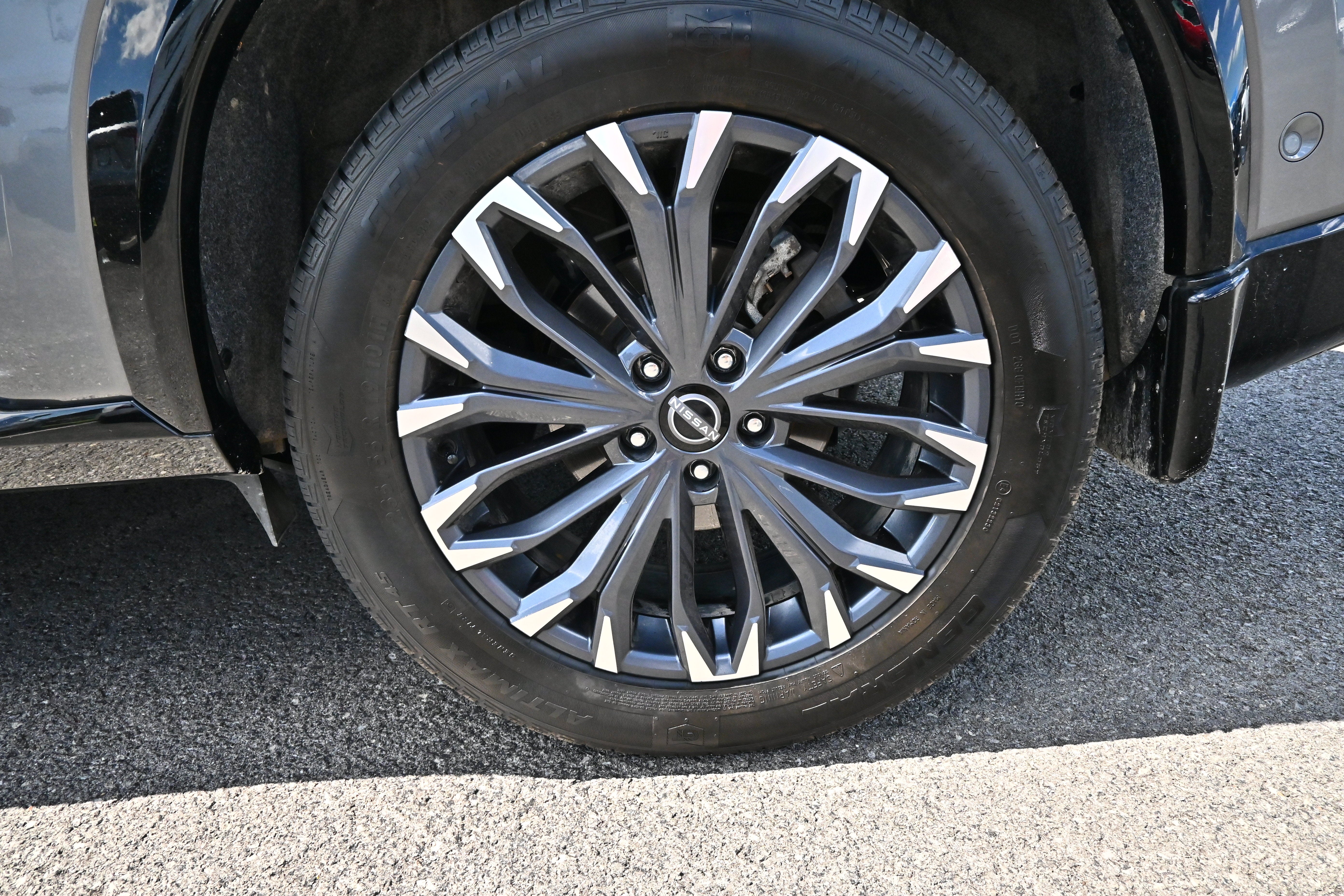 2024 Nissan Rogue Platinum