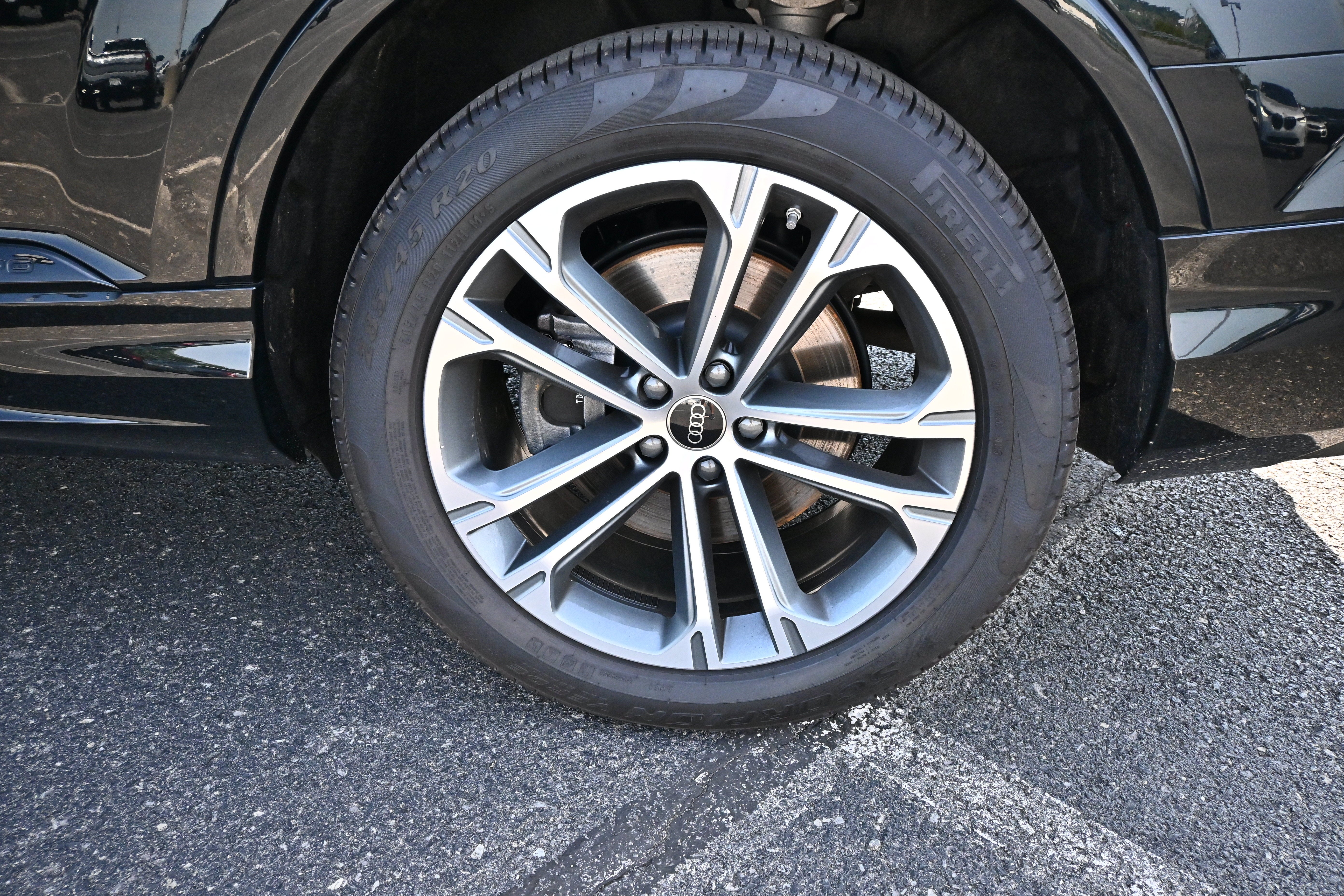 2026 Audi Q7 Premium