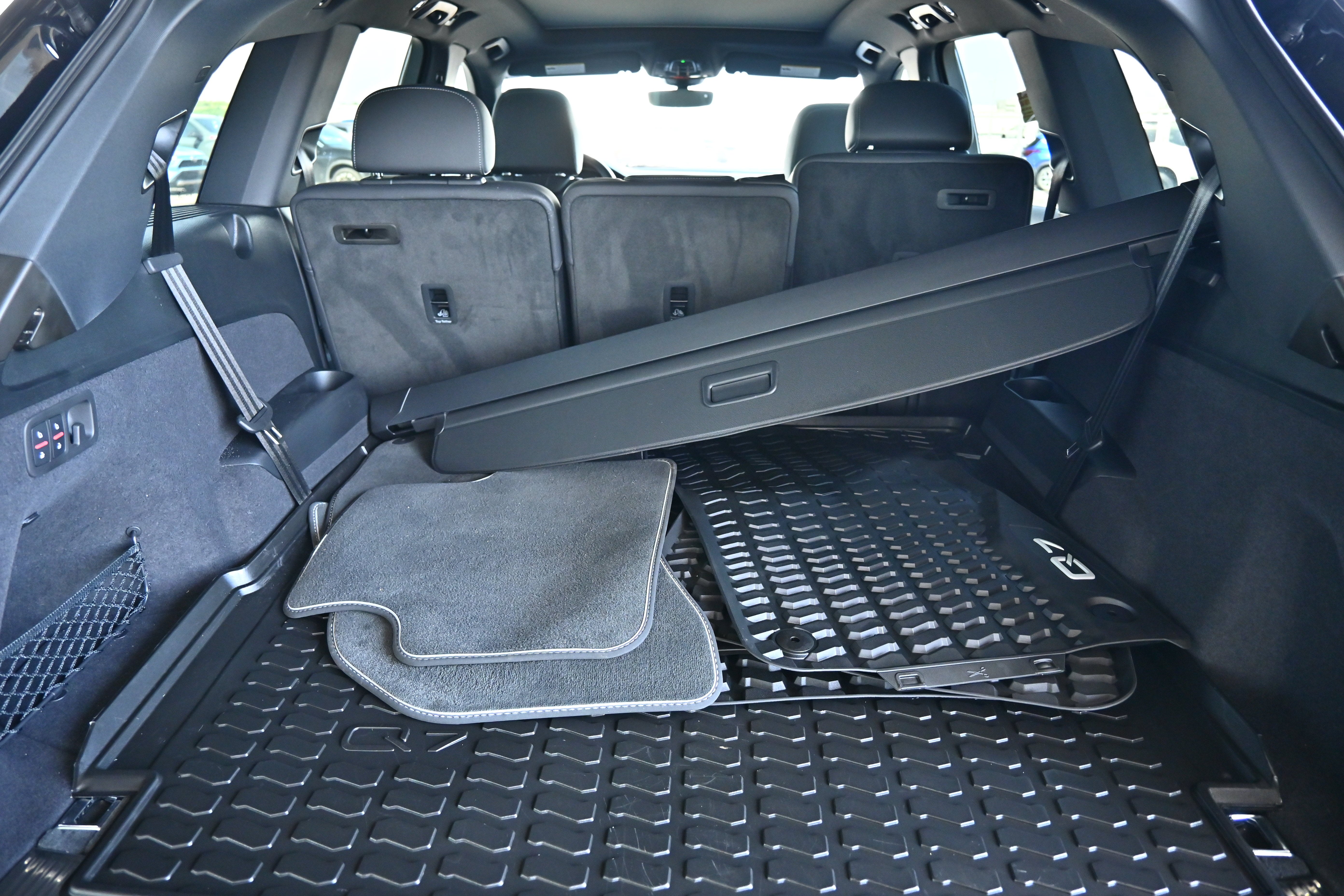2026 Audi Q7 Premium