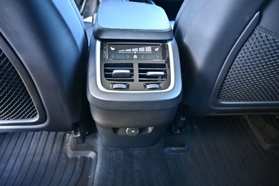 2021 Volvo XC90 Momentum