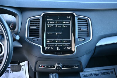 2021 Volvo XC90 Momentum