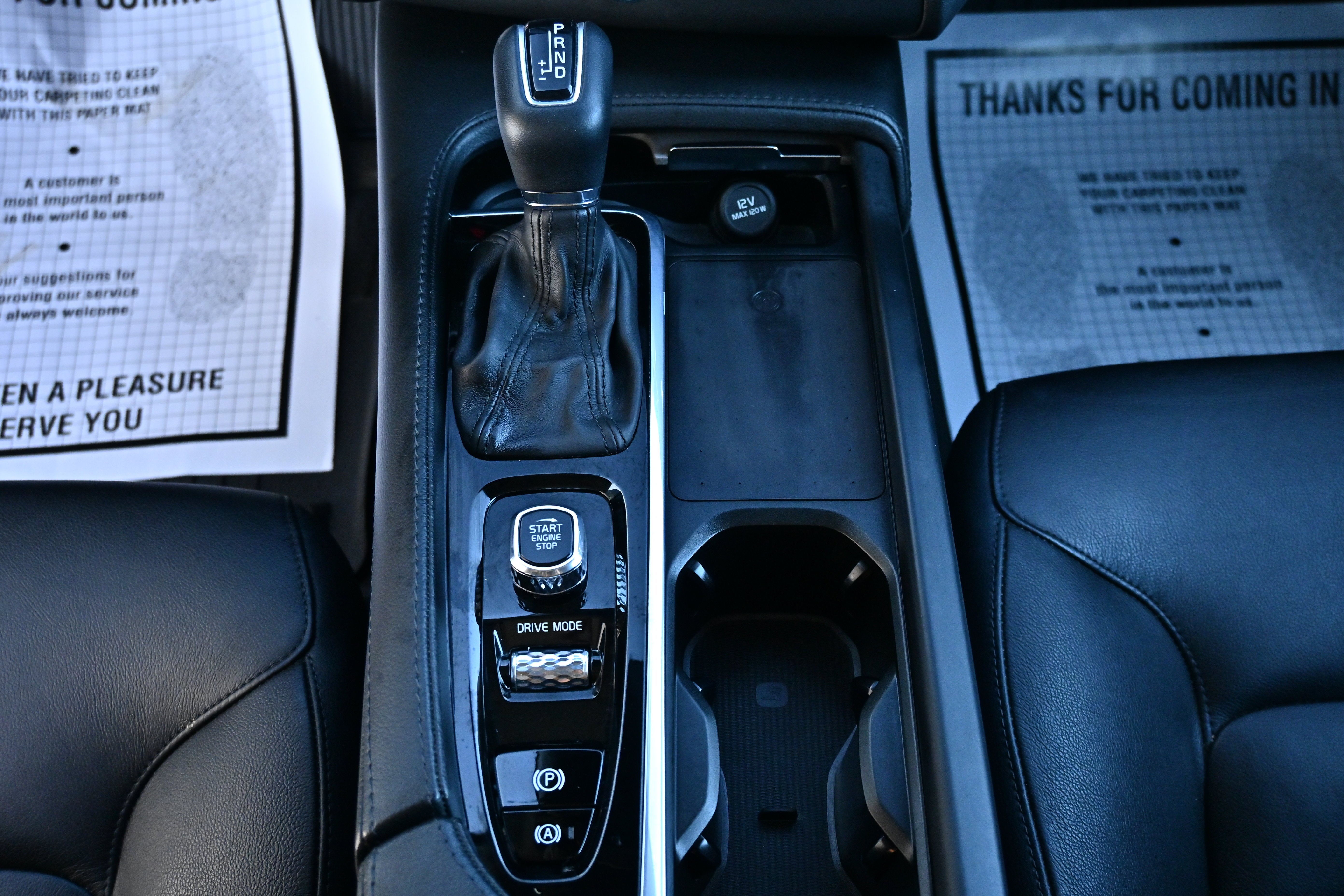 2021 Volvo XC90 Momentum