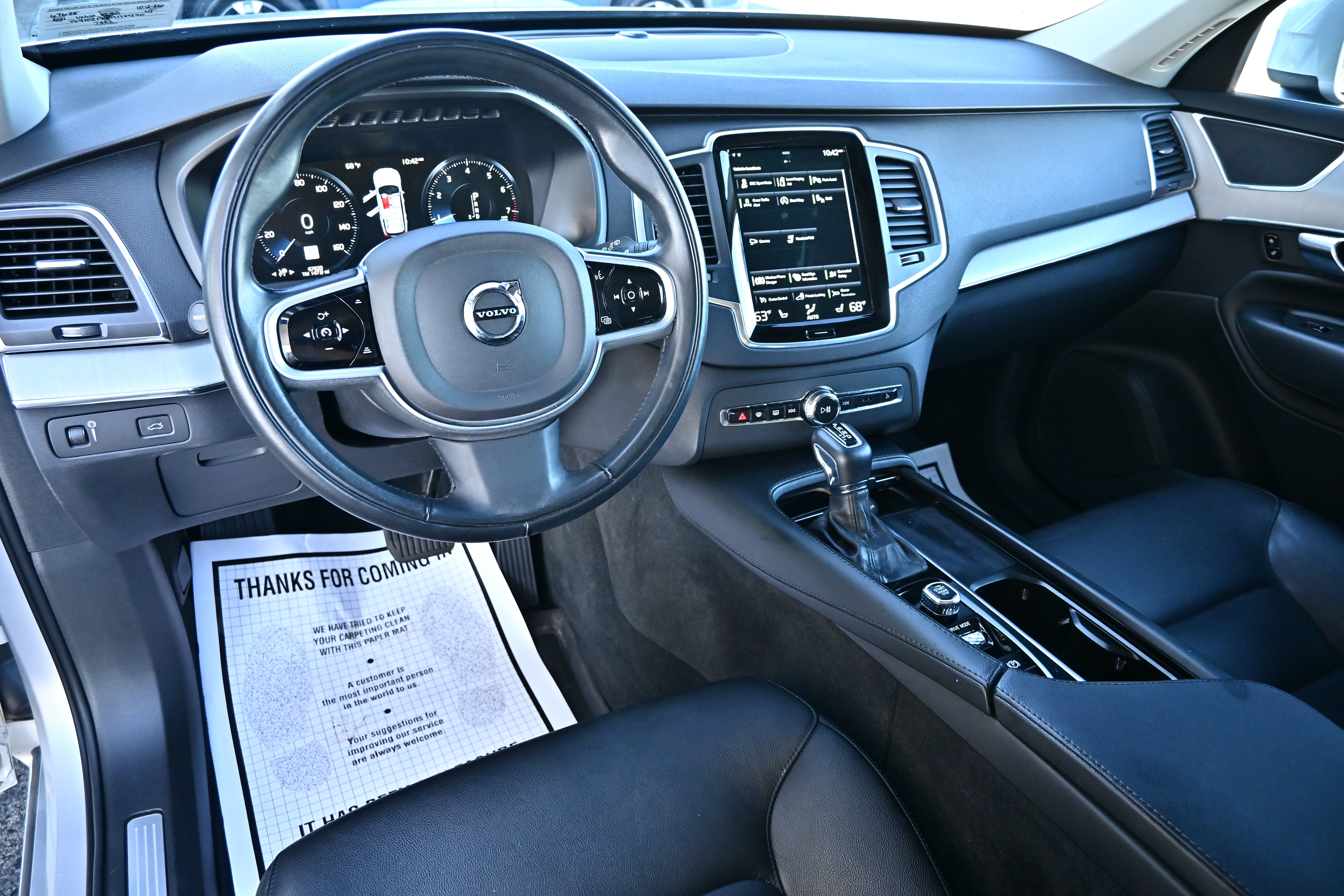 2021 Volvo XC90 Momentum