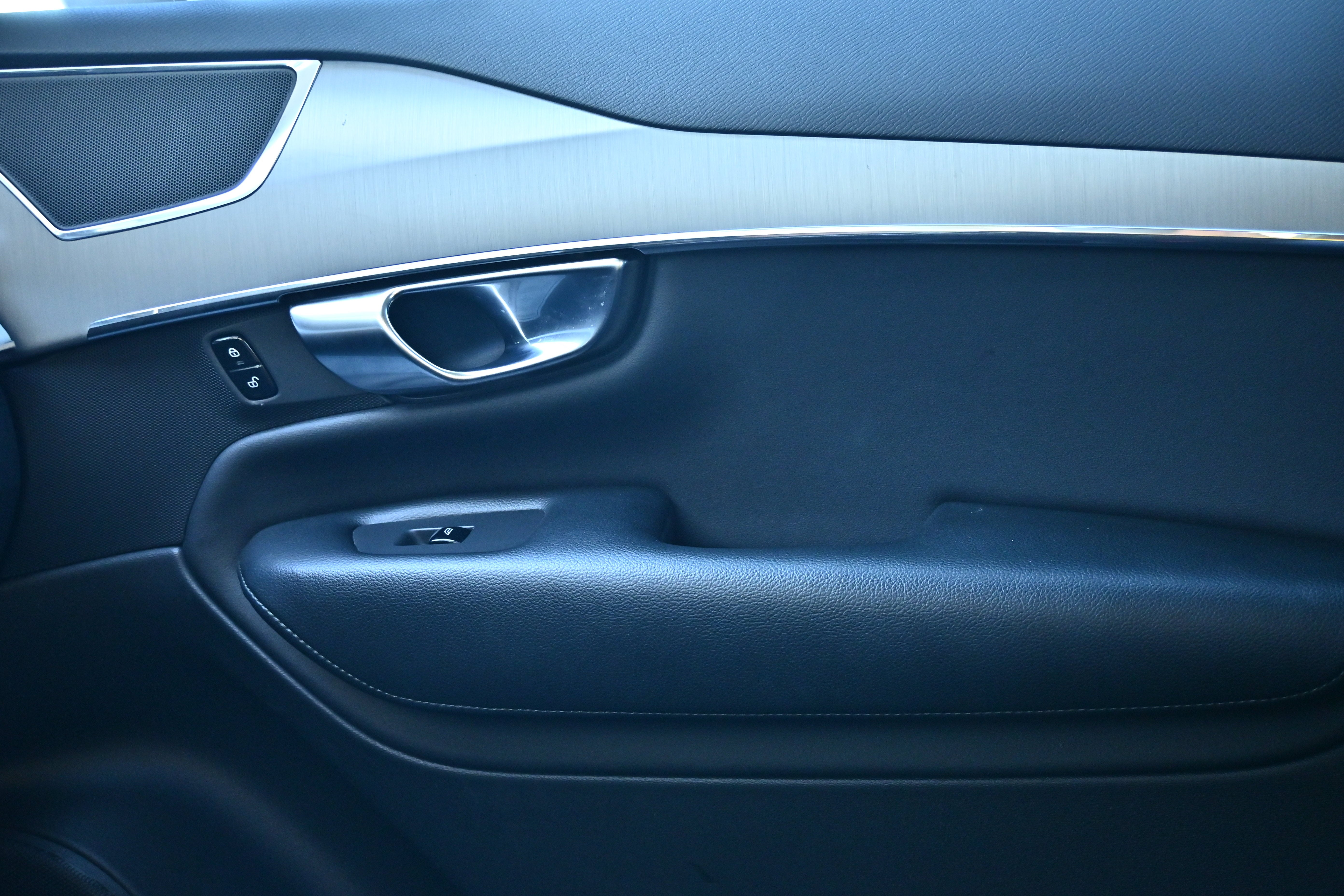 2021 Volvo XC90 Momentum