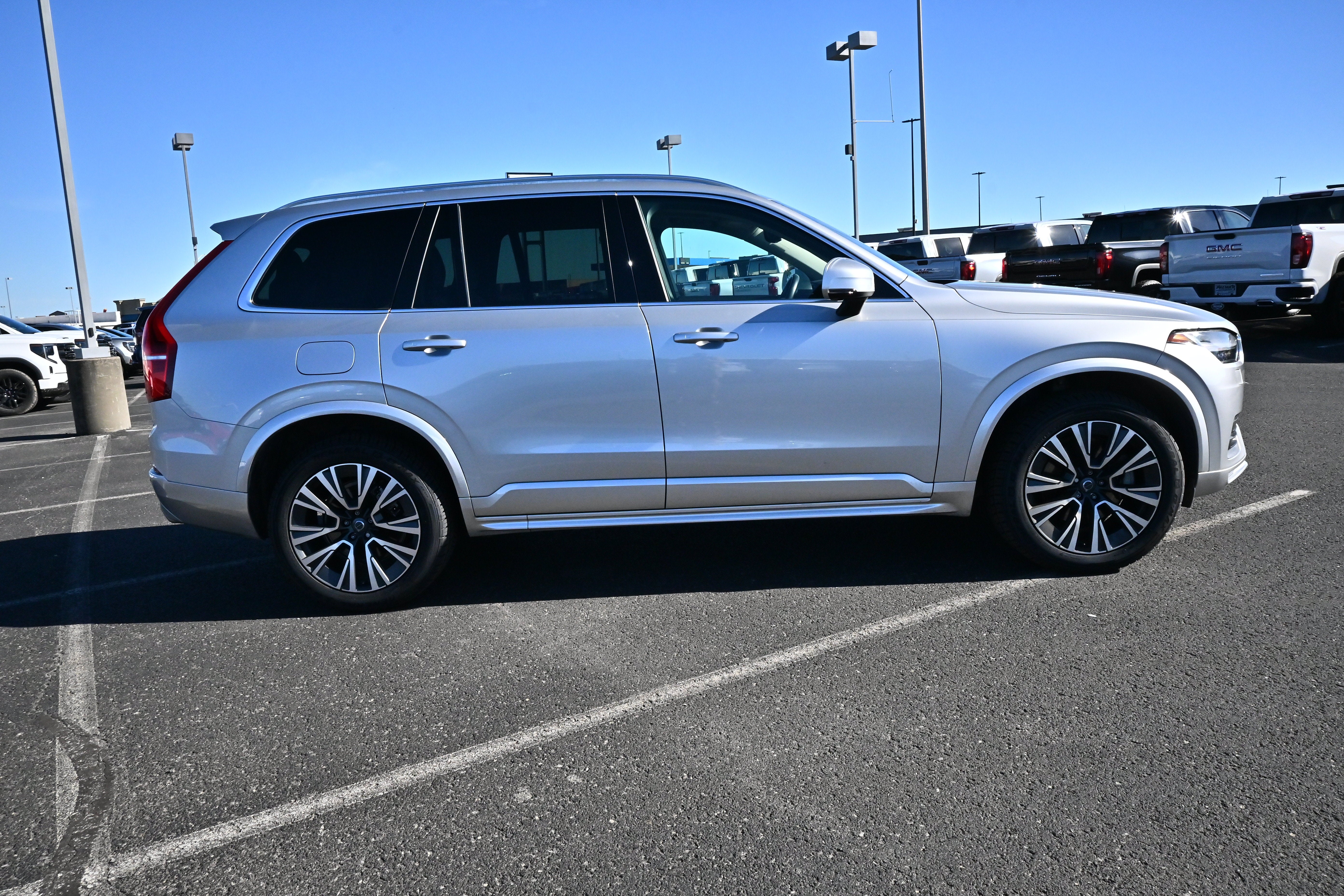 2021 Volvo XC90 Momentum