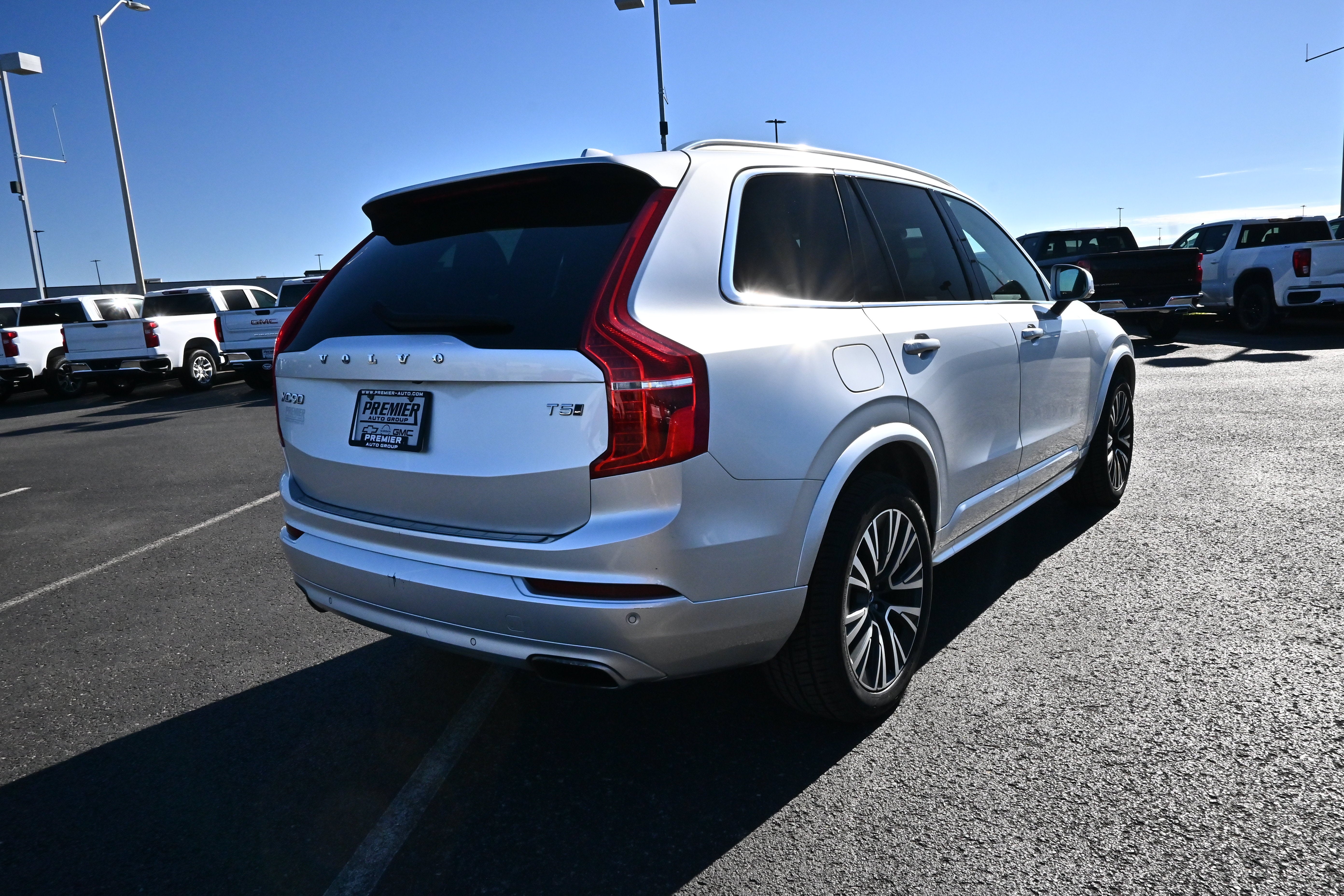 2021 Volvo XC90 Momentum