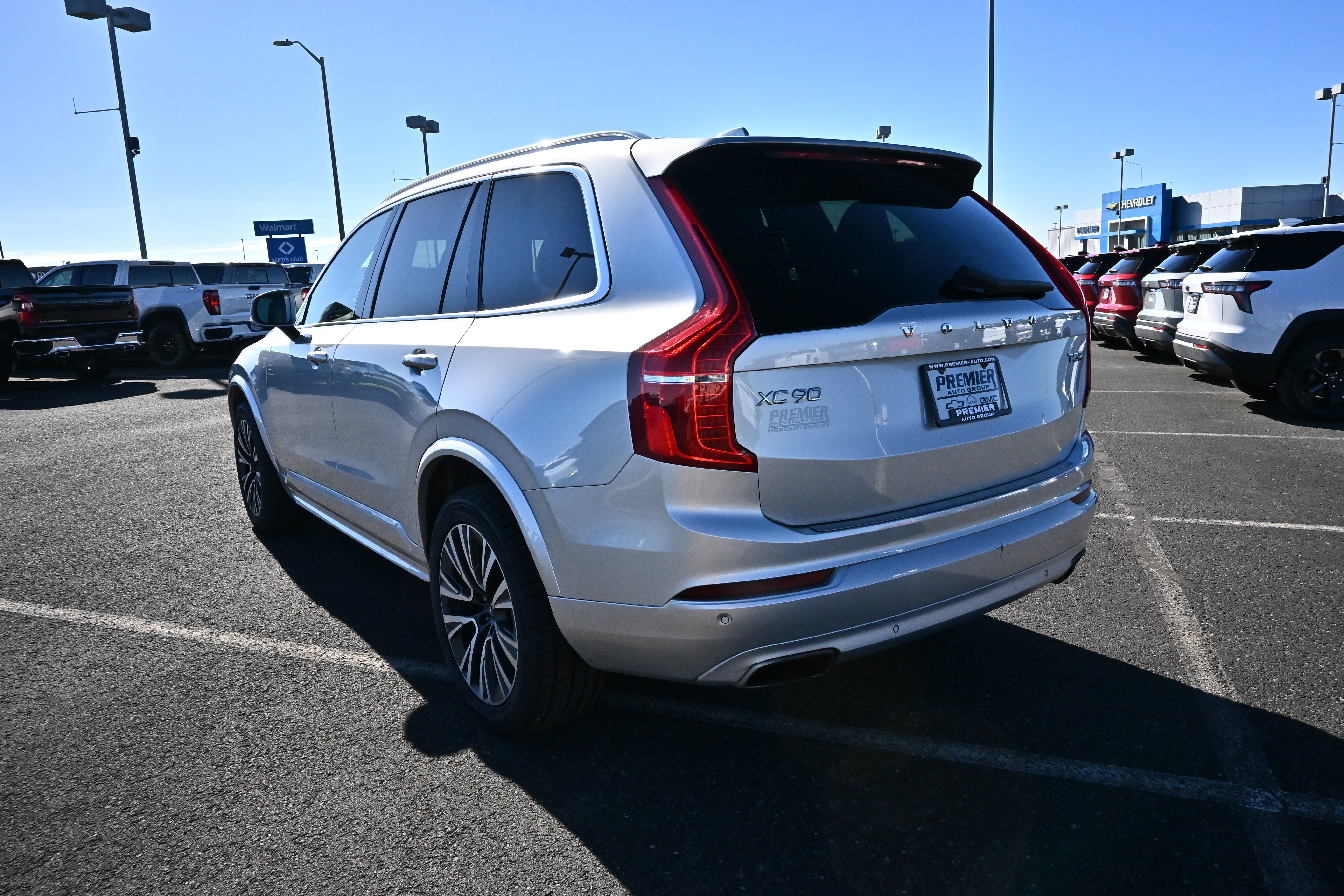 2021 Volvo XC90 Momentum