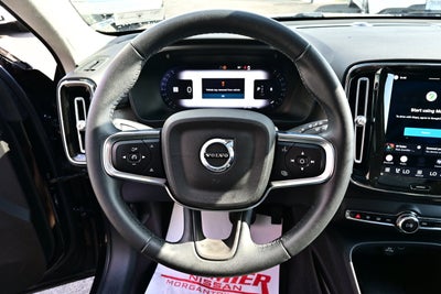 2023 Volvo XC40 Plus Dark Theme
